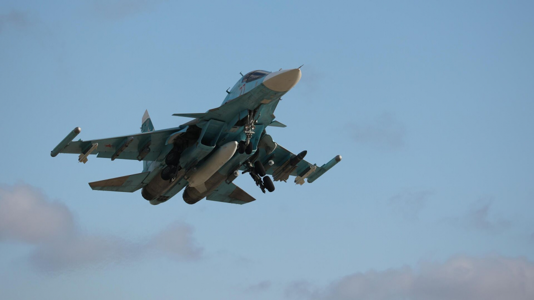 Су-34 авиабомбами уничтожил живую силу и технику ВСУ в курском приграничье