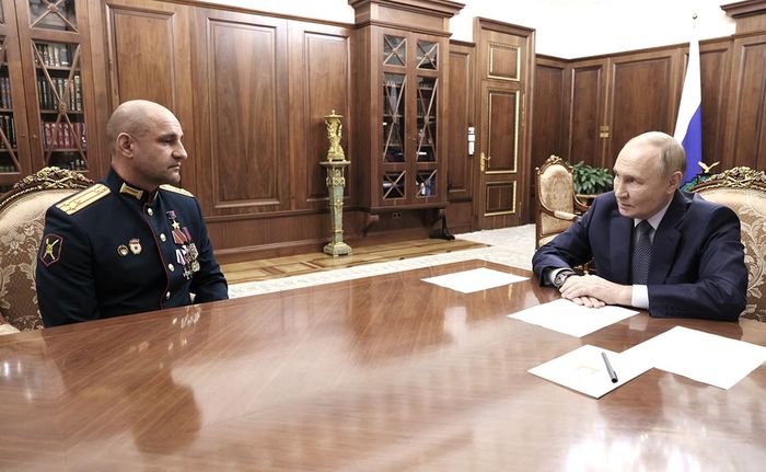 Герои берутся за дело