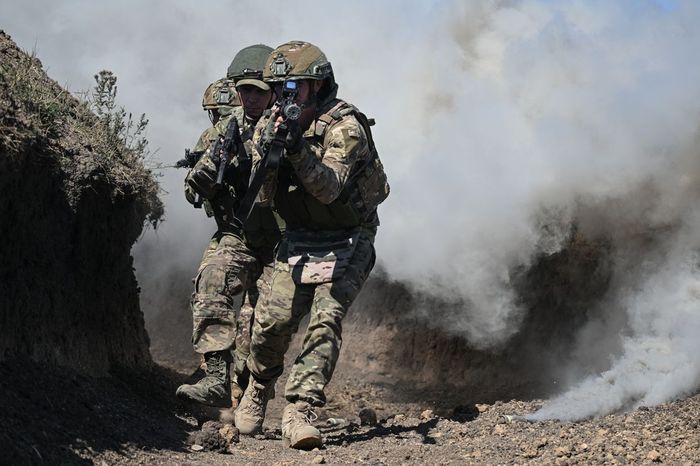 О необыкновенных поступках обыкновенных людей