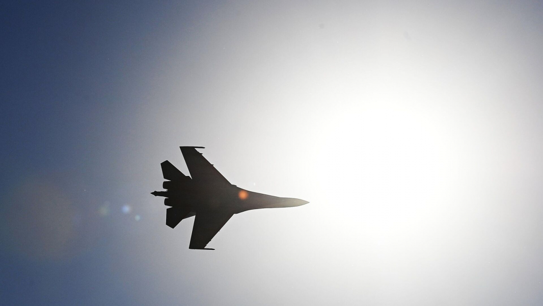 Минобороны: Су-35с ВКС России выполнили патрулирование в Курской области Минобороны: Су-35с ВКС России выполнили патрулирование в Курской области